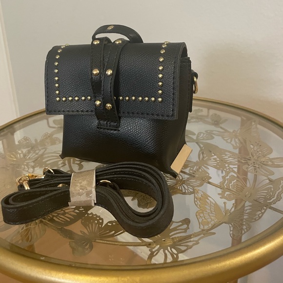 Black stud mini purse! - Picture 1 of 4